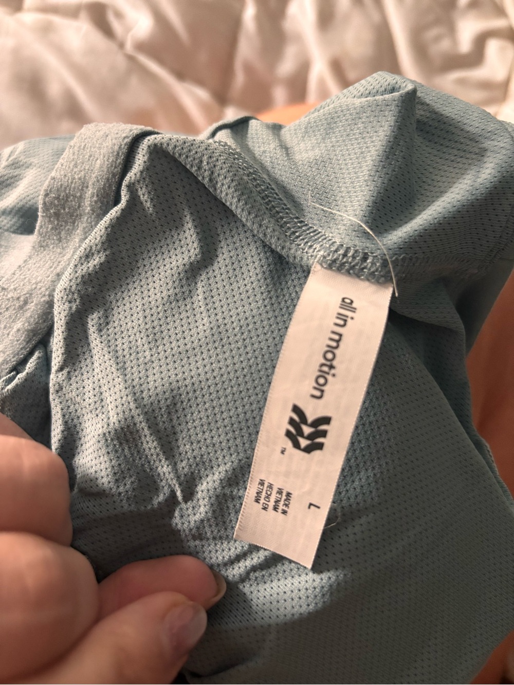 Workout top - Picture 2 of 2